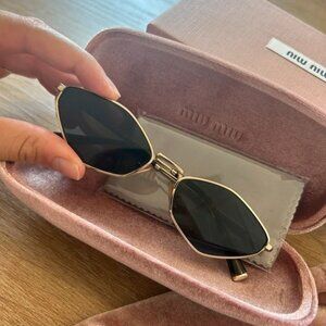 NEW Miu Miu 56ZS Gold Sunglasses – Dark Grey Lenses